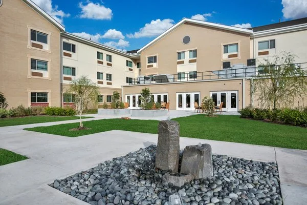 Bellaire Pointe thumbnail 2